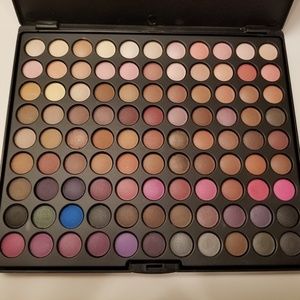 BH Cosmetics Urban Luxe 99 Color Eyeshadow Palette